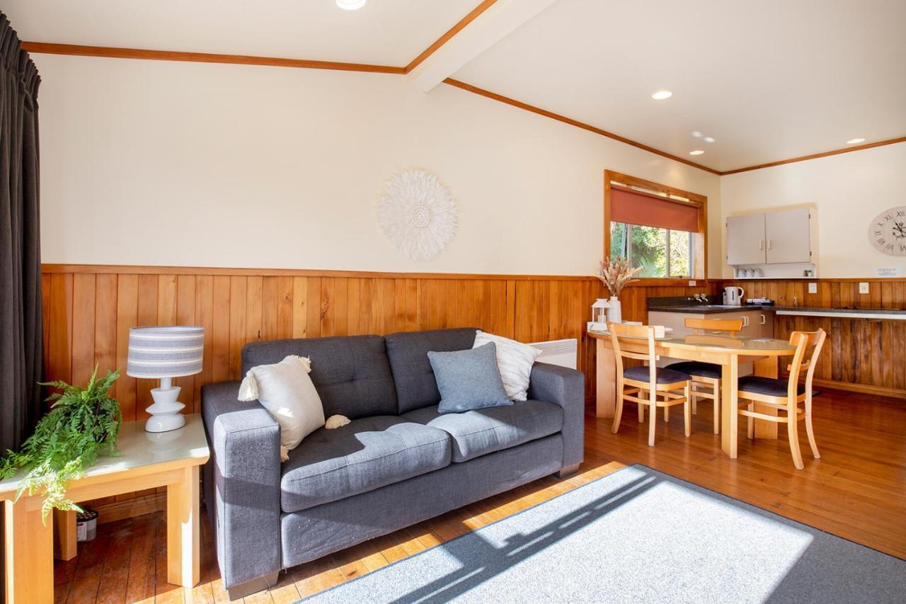 Punakaiki Beachfront Motels Экстерьер фото