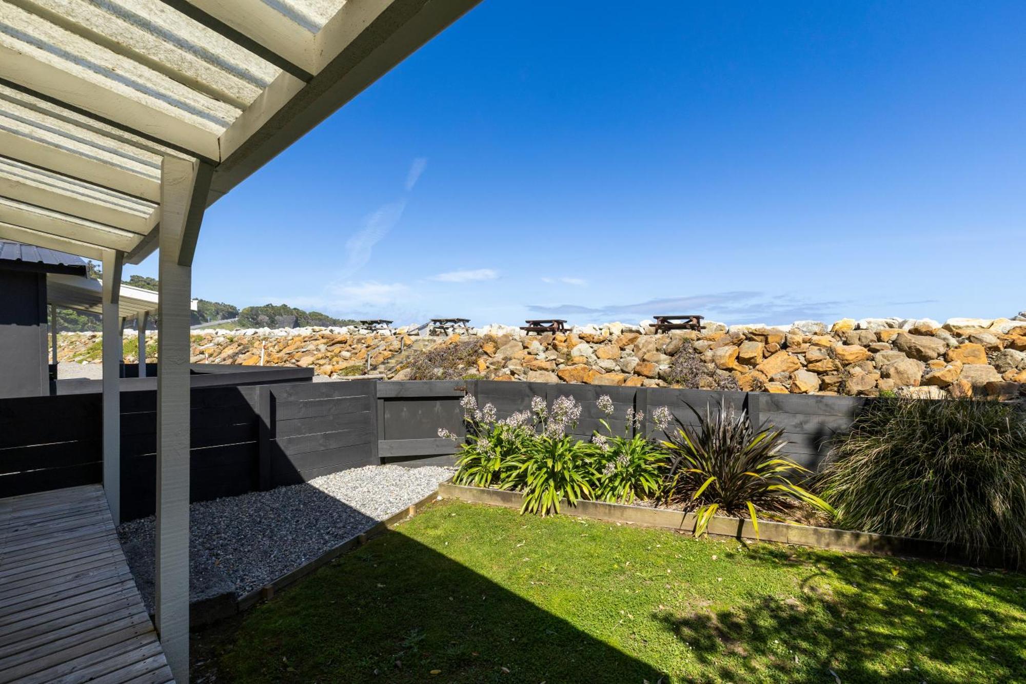 Punakaiki Beachfront Motels Экстерьер фото