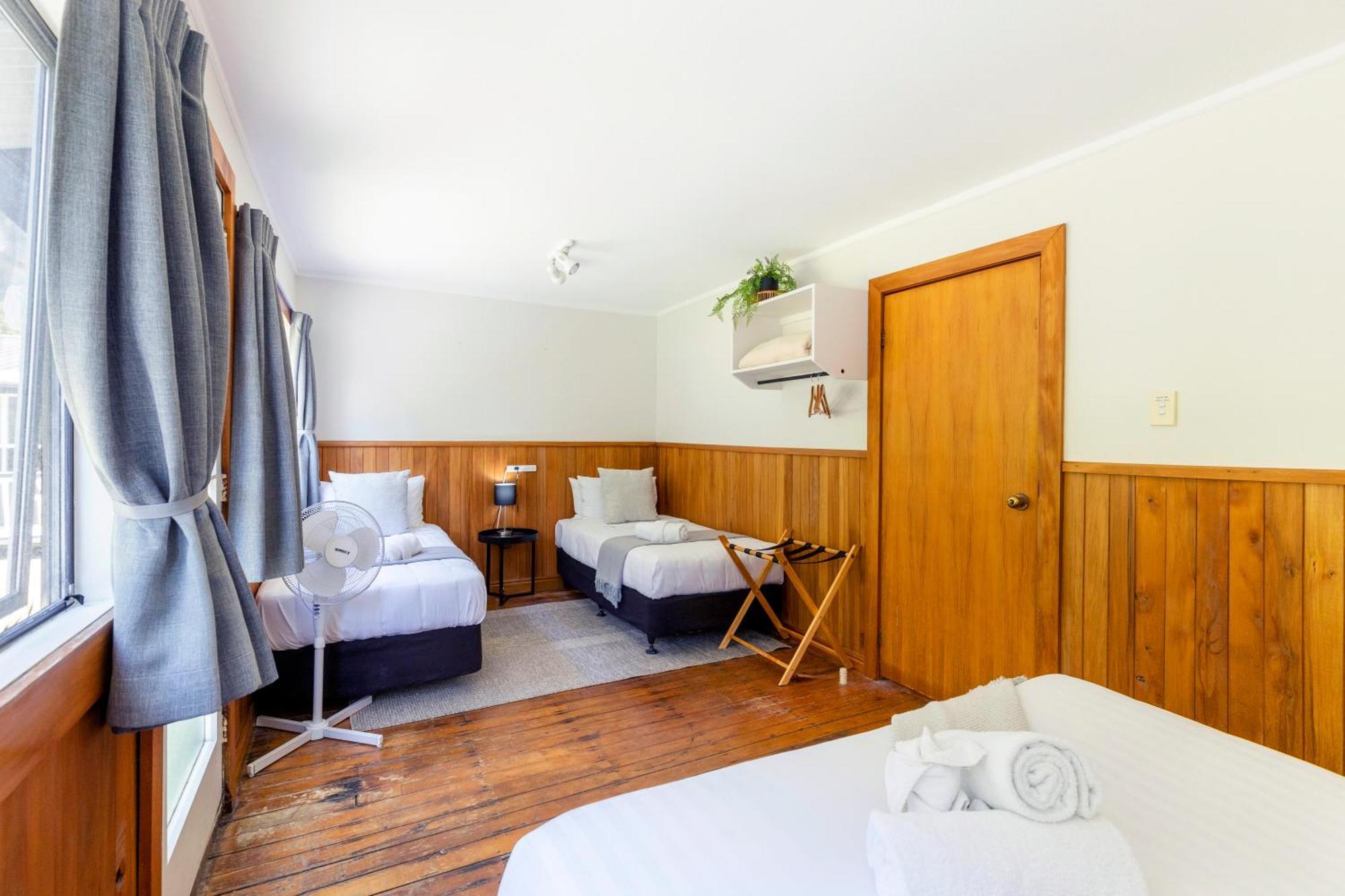 Punakaiki Beachfront Motels Экстерьер фото
