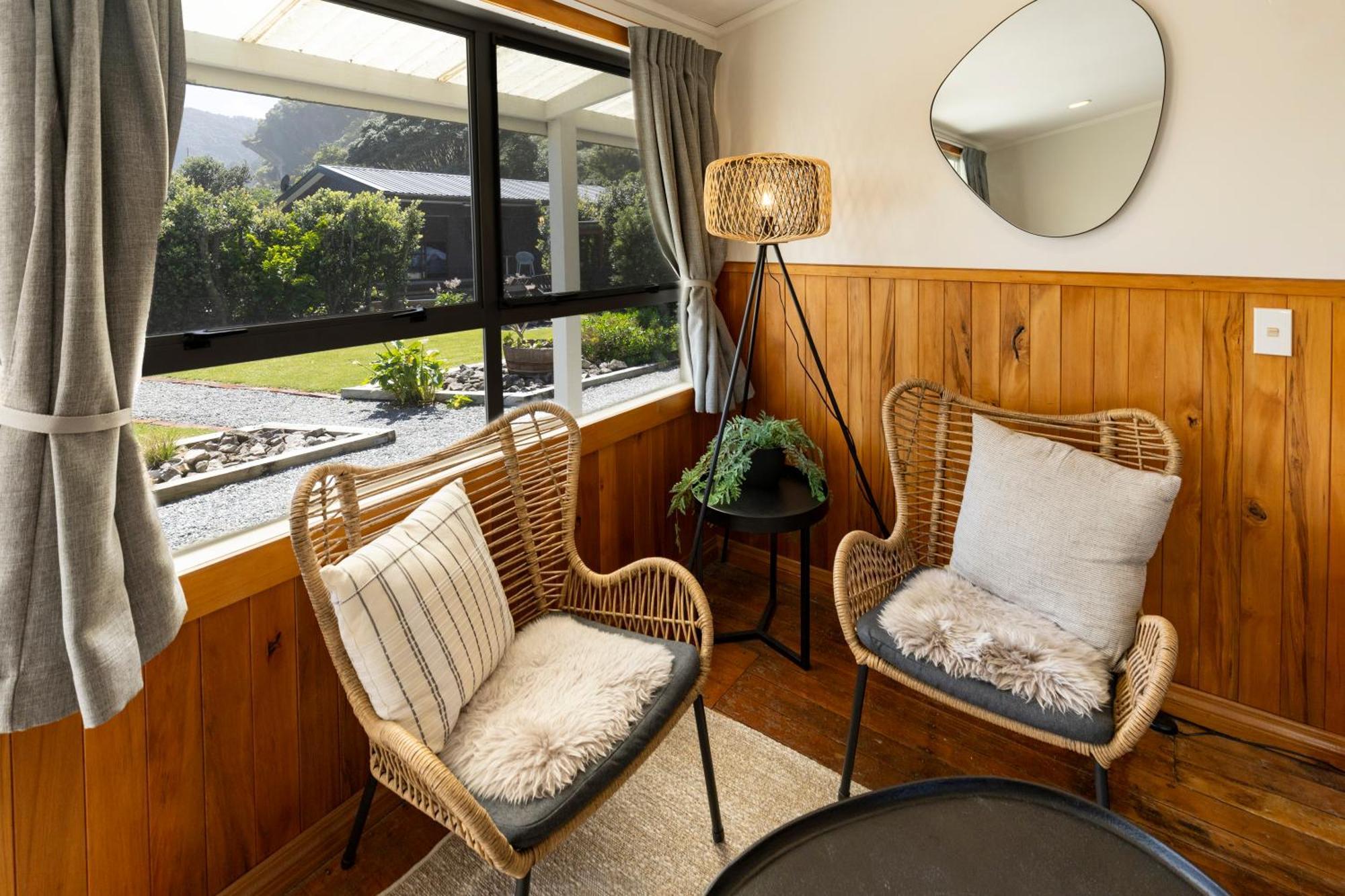 Punakaiki Beachfront Motels Экстерьер фото